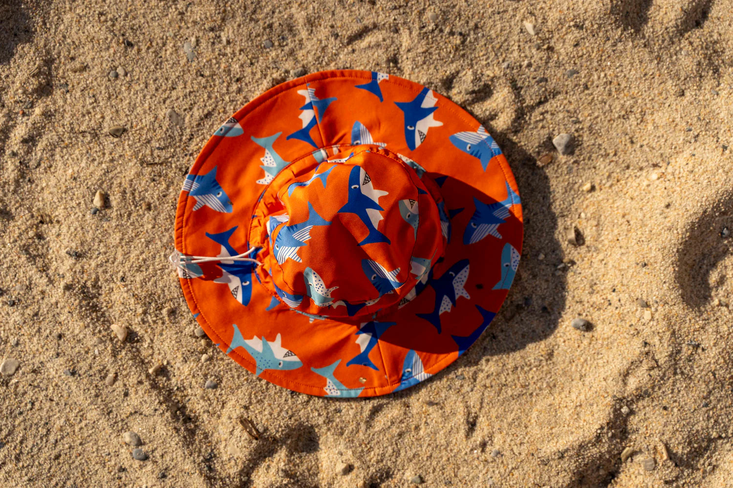 UV Korumalı Shark Şapka