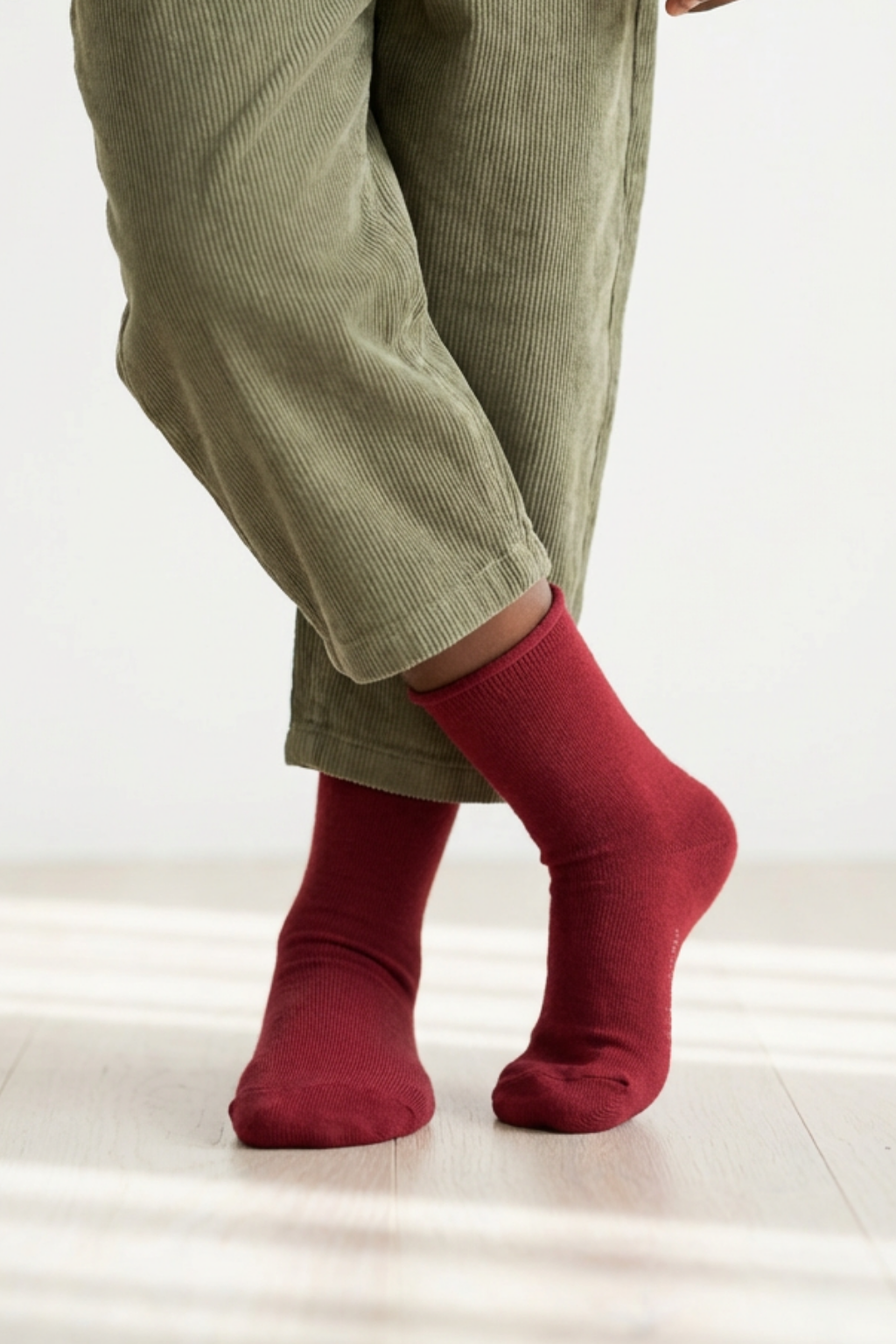Modal Basic Çocuk Çorabı – Berry Red